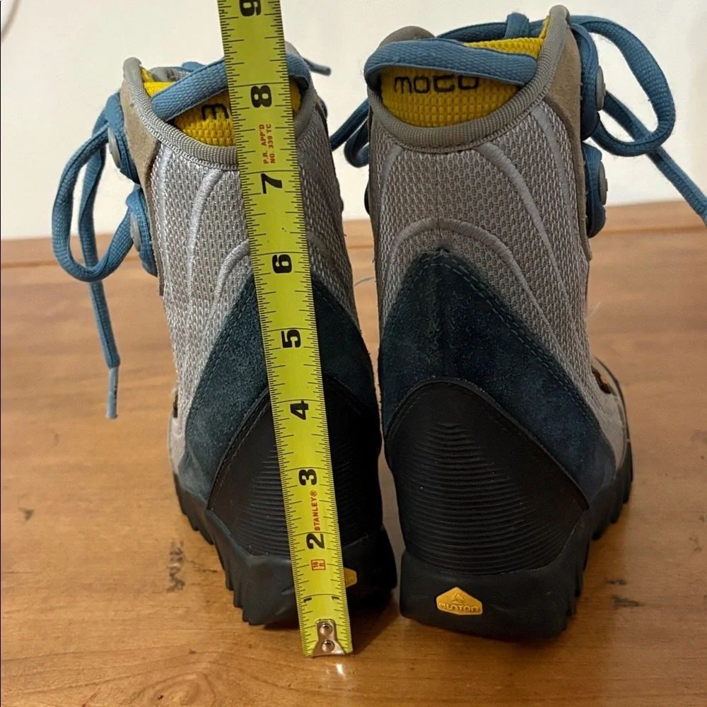 Burton Moto Snowboarding Adventure Boots Size 12
